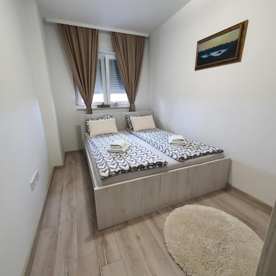 Apartman Basic 2 Doboj Dış mekan fotoğraf